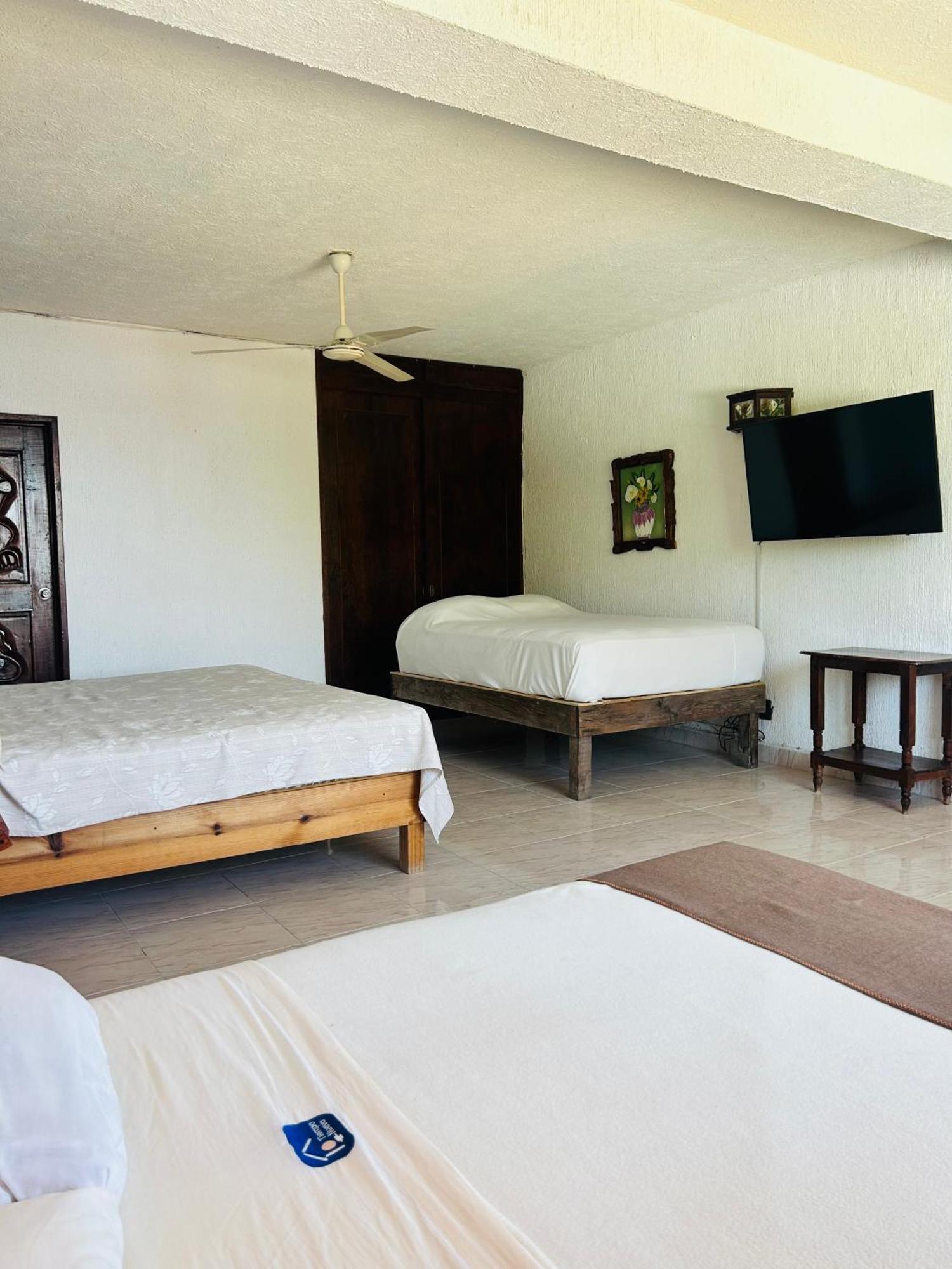 Hoteles Gran Horizonte Tequesquitengo Exterior foto